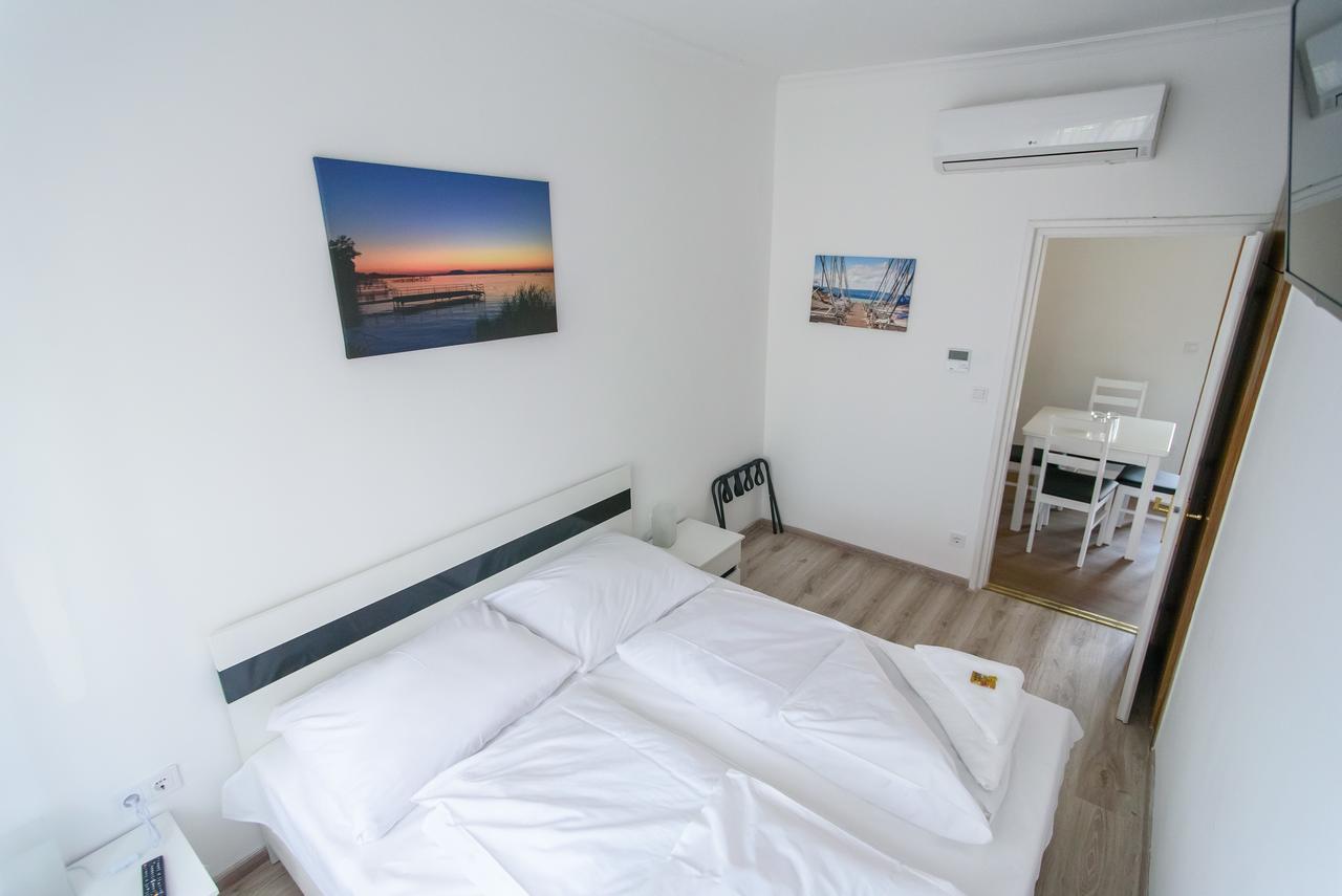 Bl Garden Panzio Bed & Breakfast 2*