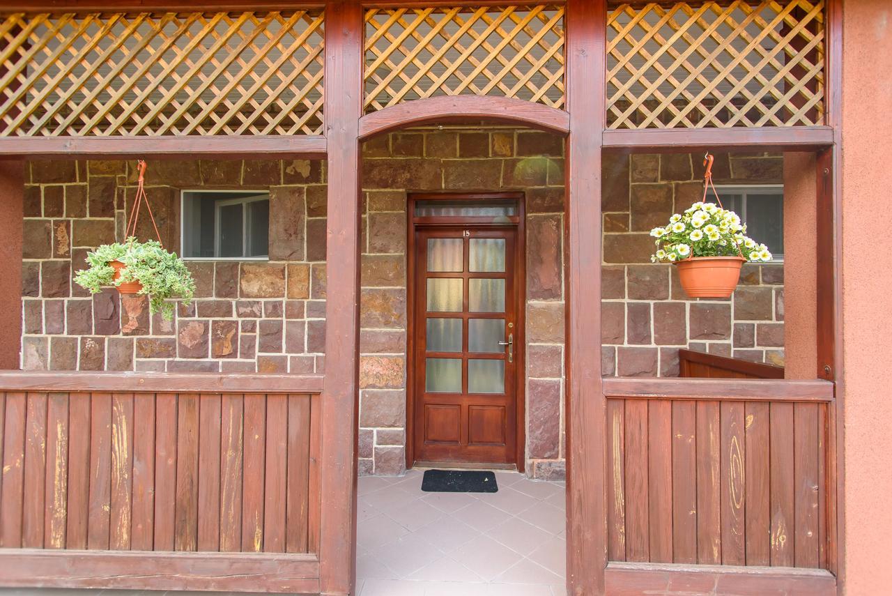 Bl Garden Panzio Bed & Breakfast Balatonlelle